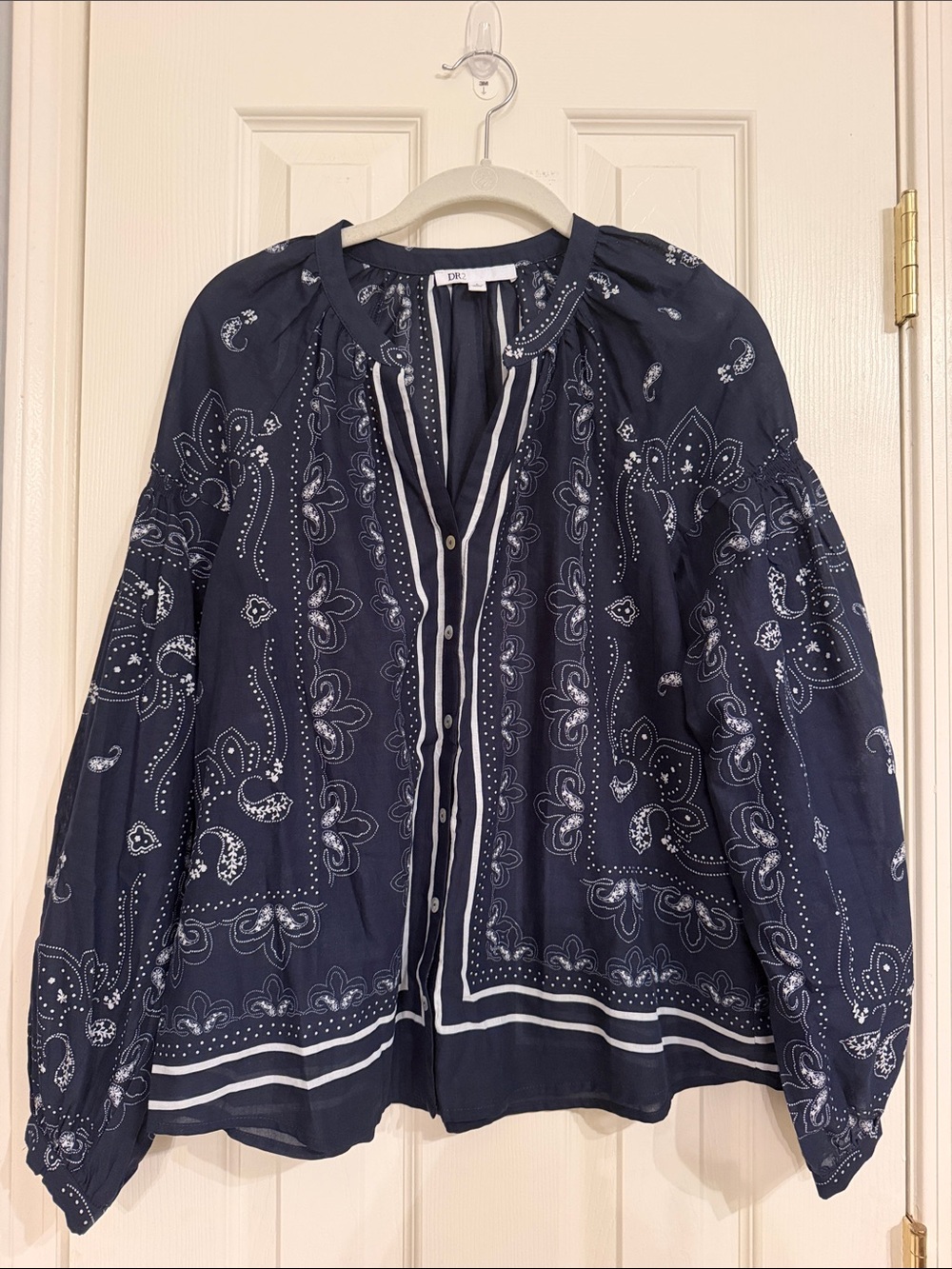 DR2 Navy and White Bandana-Print Button Front Blouse S